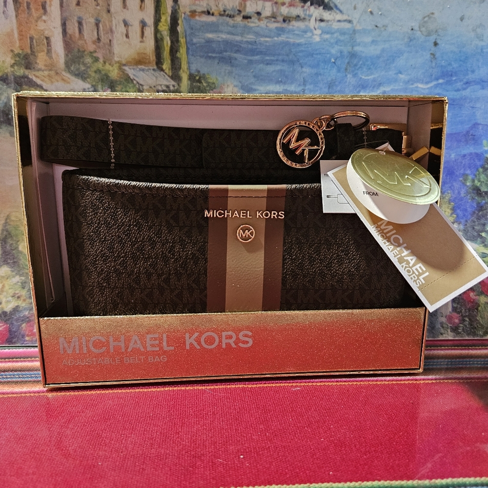 NWT Michael Kors Adjustable Belt Bag